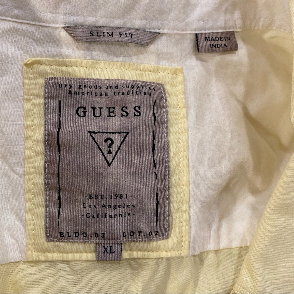 Guess Men's Button Down Shirt Size XL Yellow Slim Fit Long Sleeve‎ Casual - Picture 4 of 4